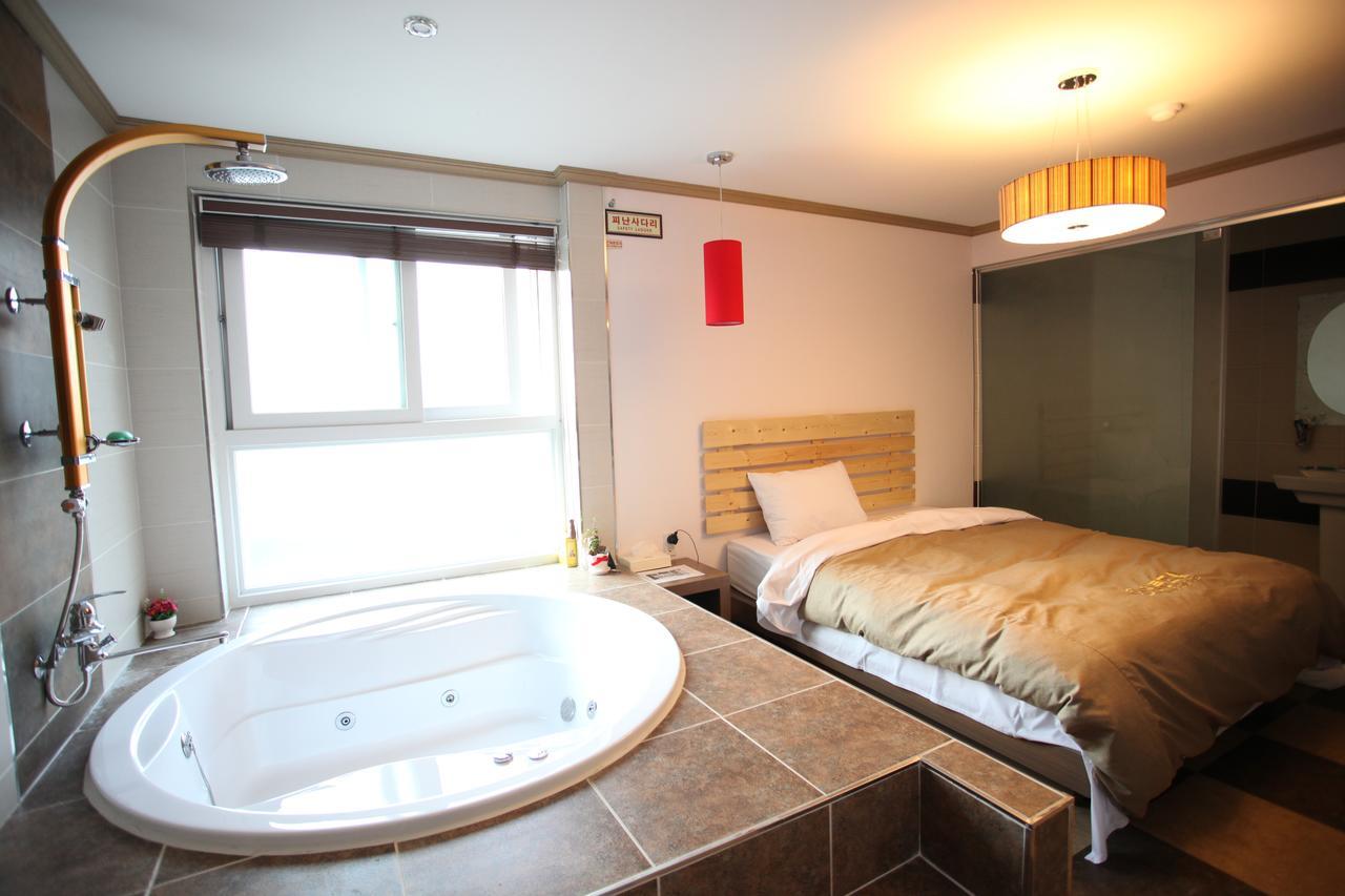 Chuncheon Myeongdong Hotel Luaran gambar