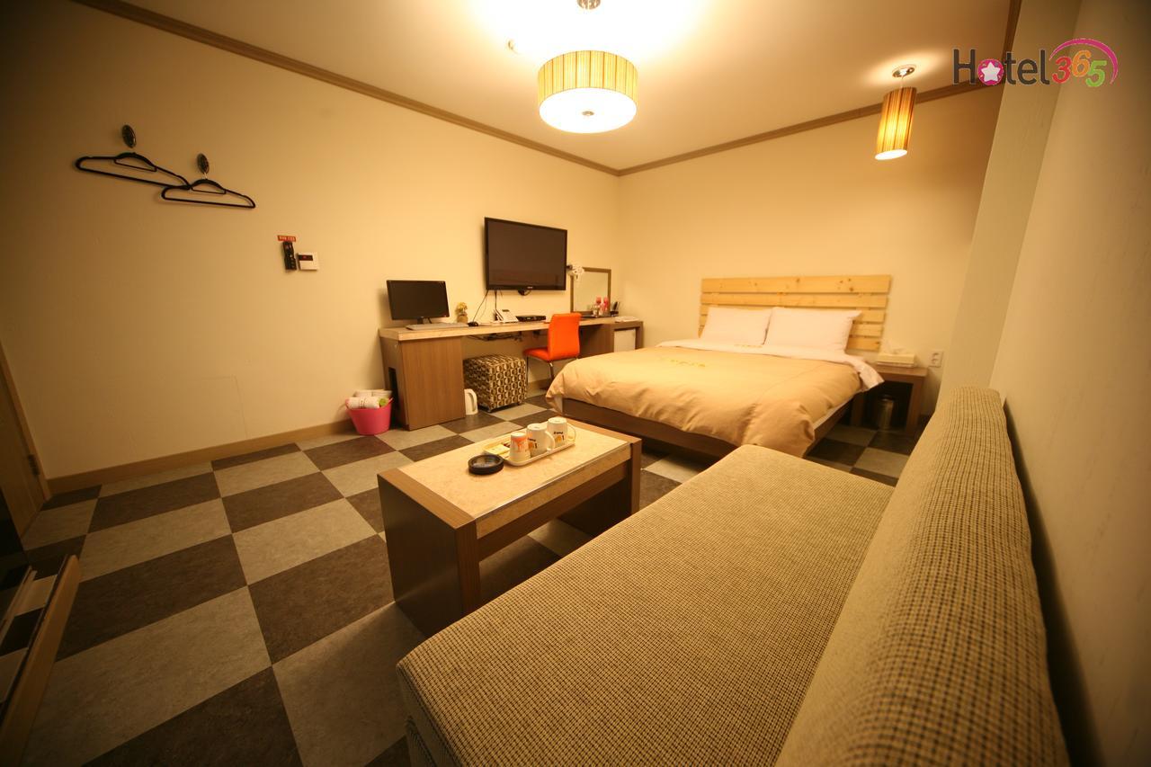 Chuncheon Myeongdong Hotel Luaran gambar